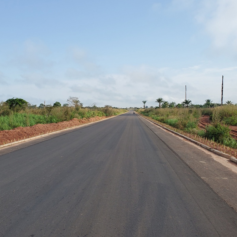 刚果金LOVUA至TSHIKAPA段公路